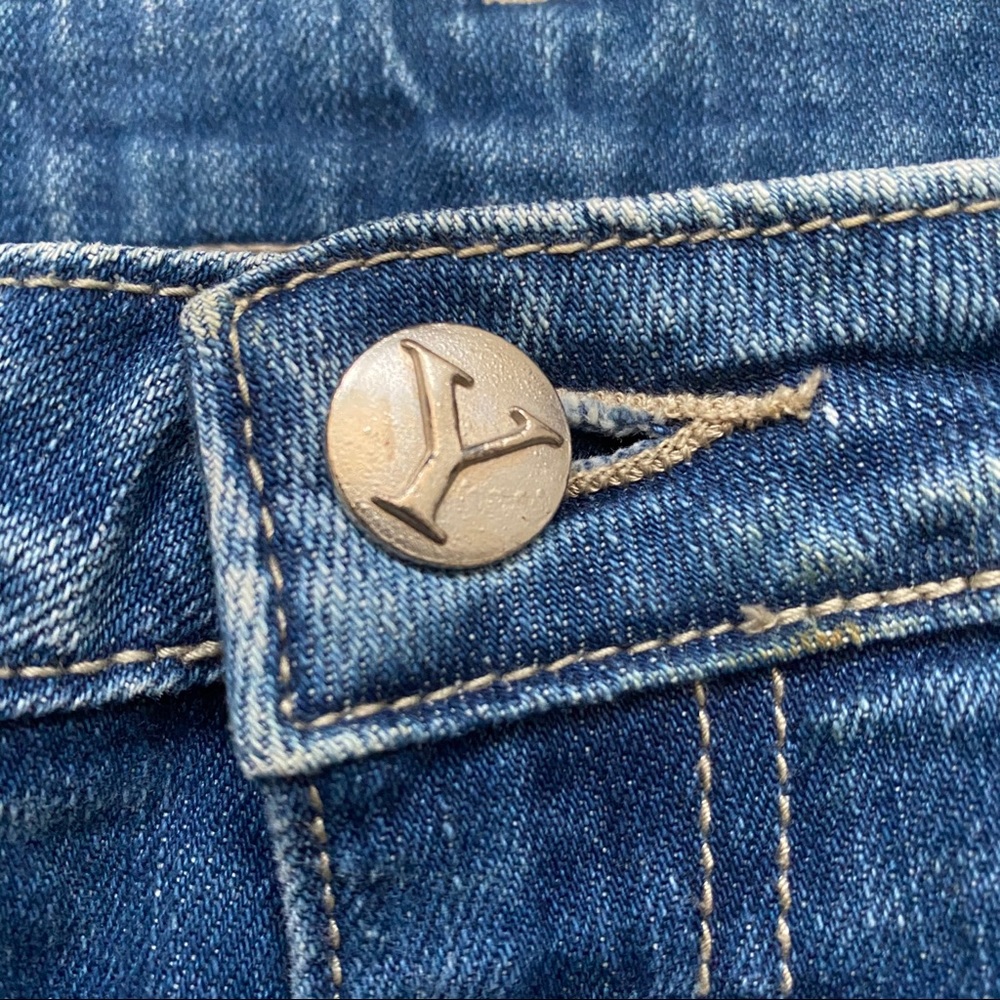 Yaso Ripped Jeans - Picture 4 of 8